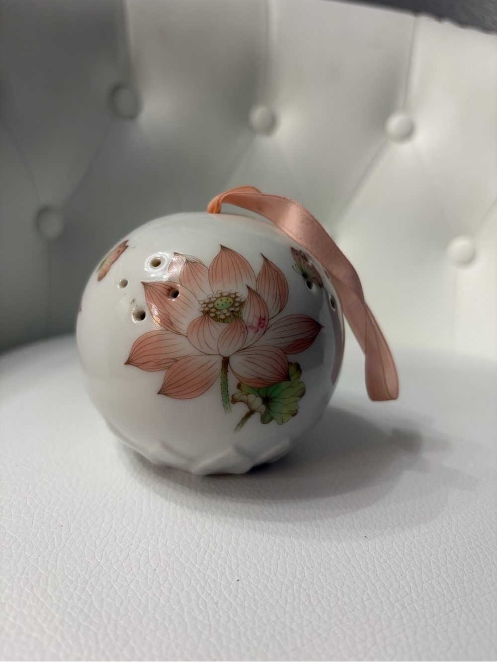 Vintage TAKAHASHI Ceramic Sachet/Potpourri/Pomander Floral Hanging Ball Bauble